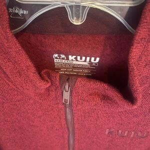 KUIU Women's High Loft Sweater Fleece Jacket - Burgundy